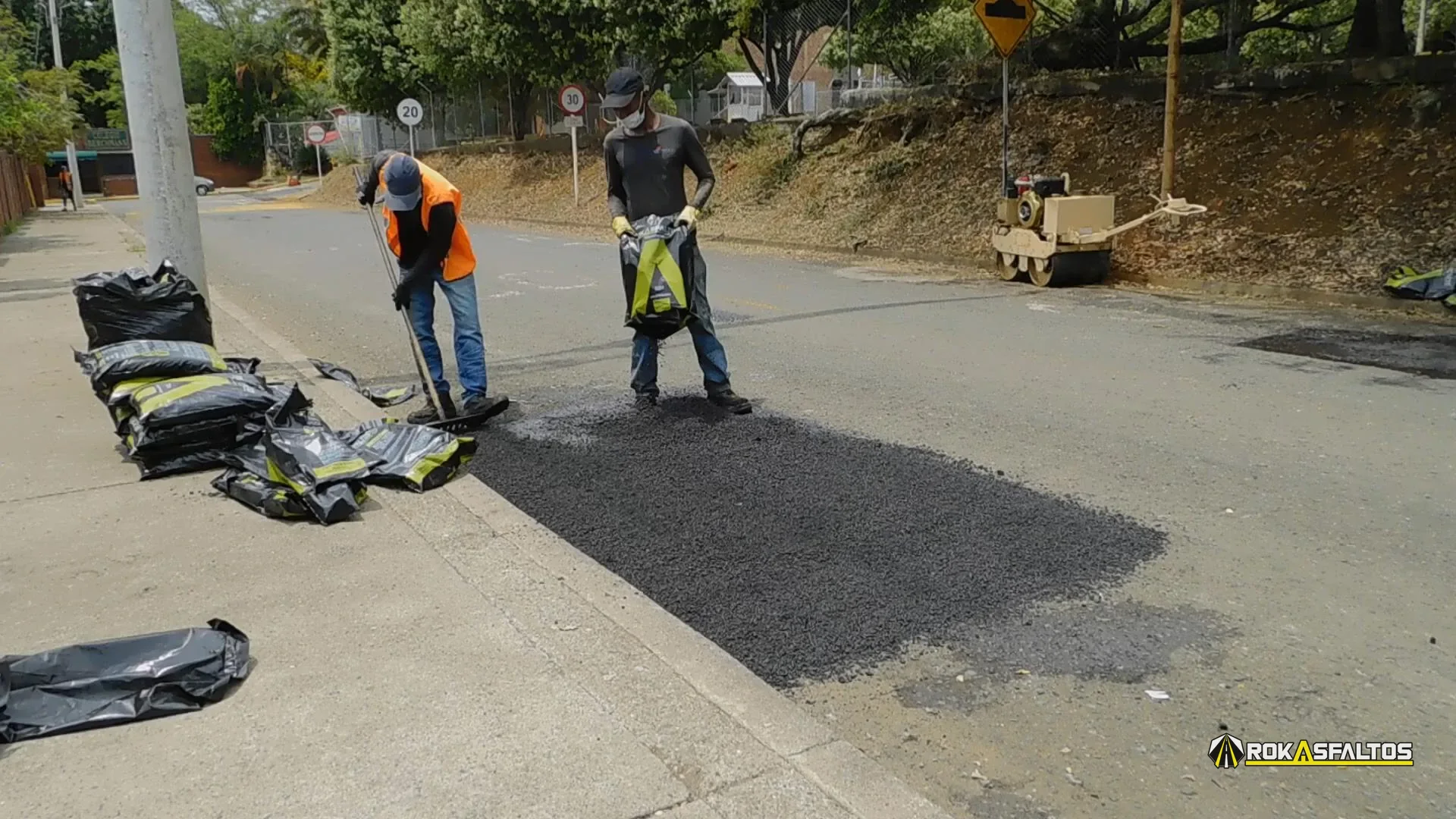 Aplicar la mezcla sobre el área a recuperar