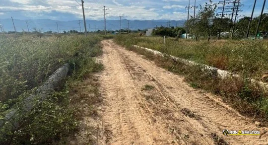 Trocha y suelo natural antes de la estabilización